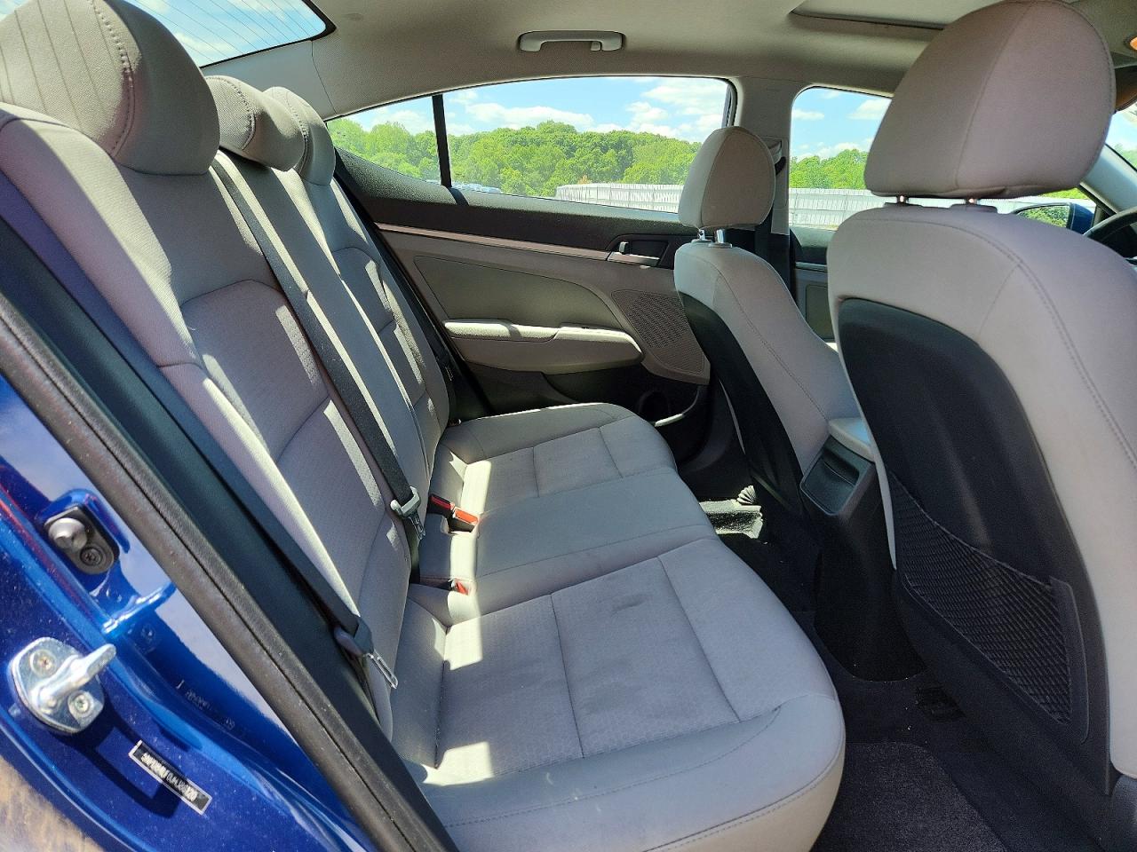 Hyundai ELANTRA Value Edition