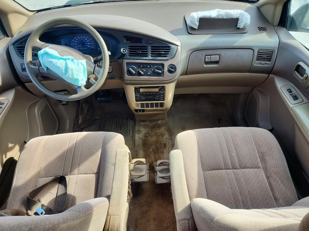 Toyota Sienna Ce