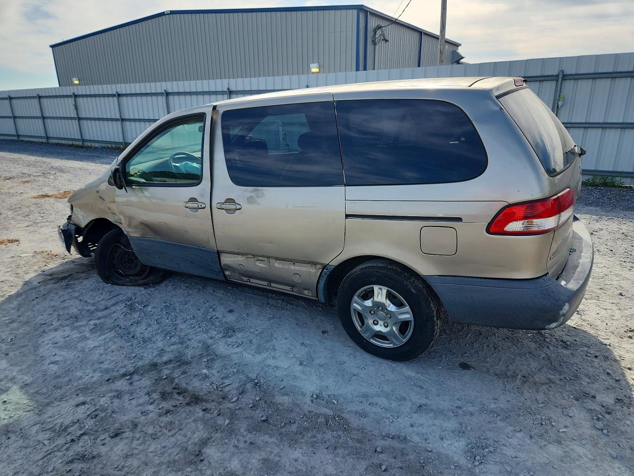 Toyota Sienna Ce