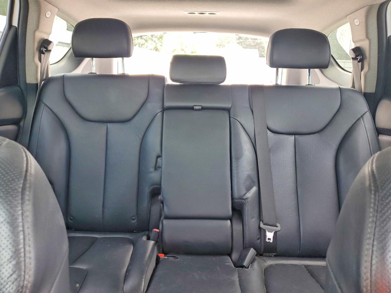 Hyundai SANTA FE Limited 2.4l