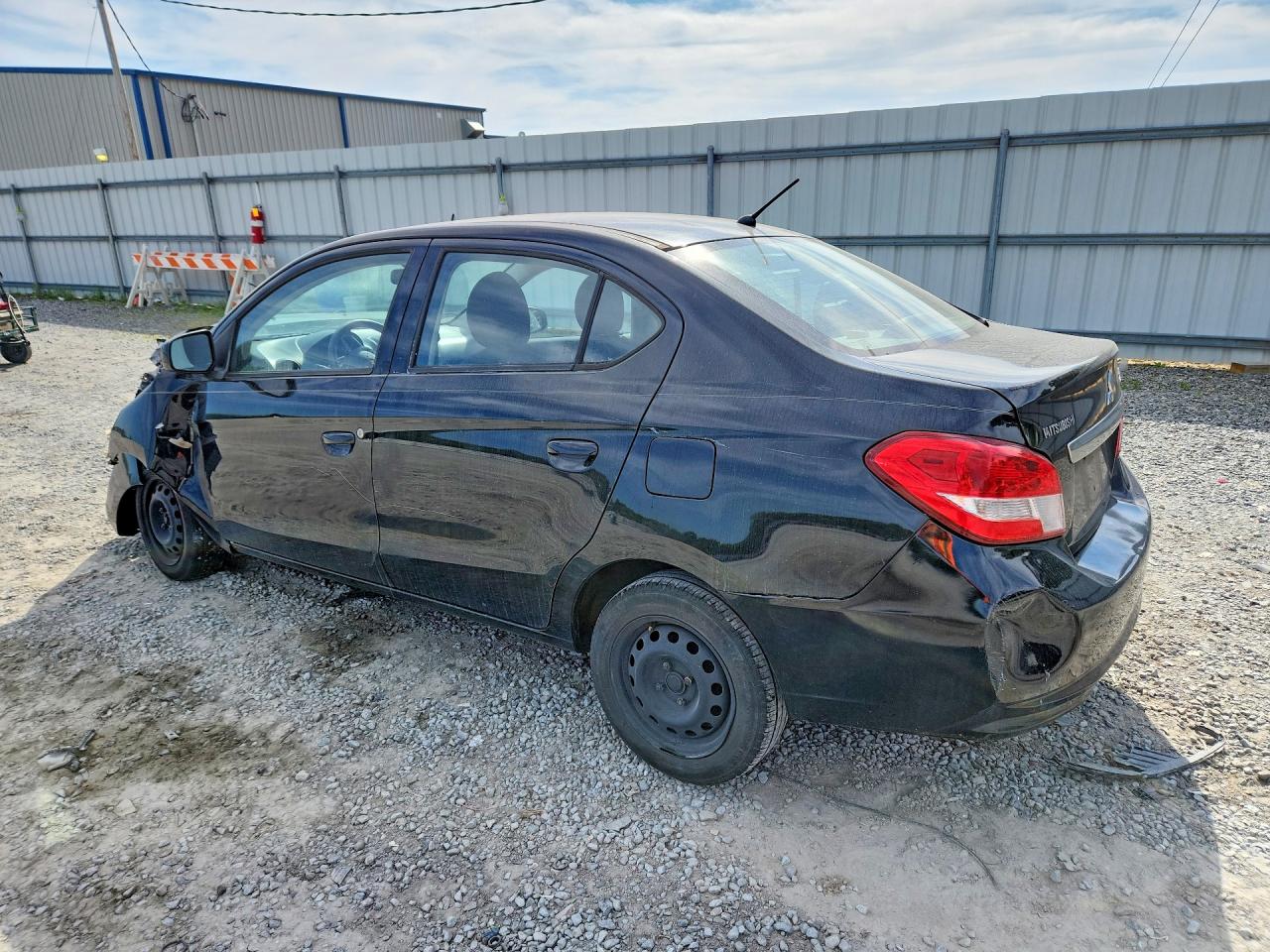 Mitsubishi Mirage G4 Es