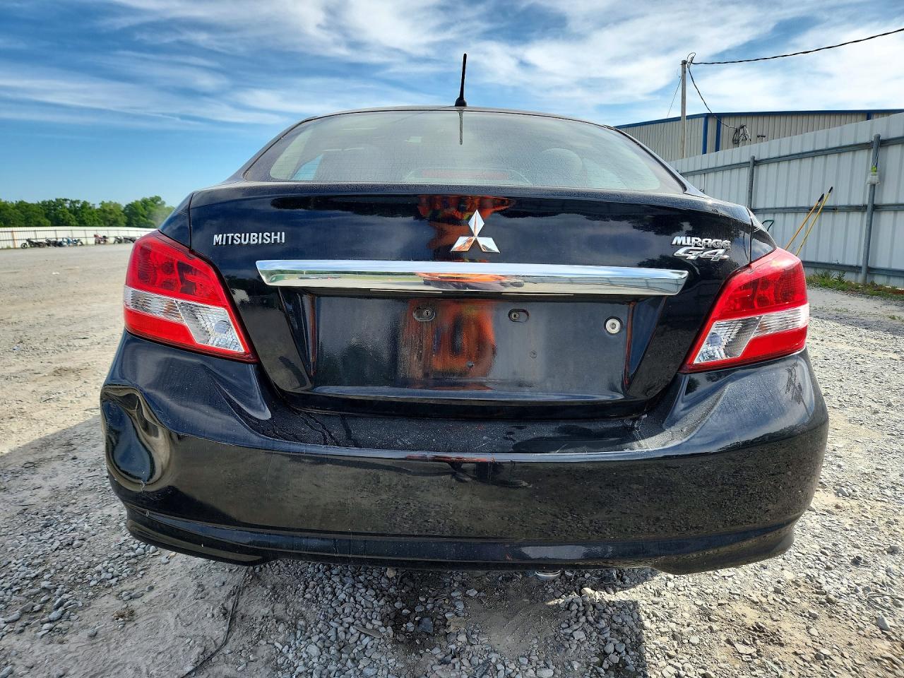 Mitsubishi Mirage G4 Es