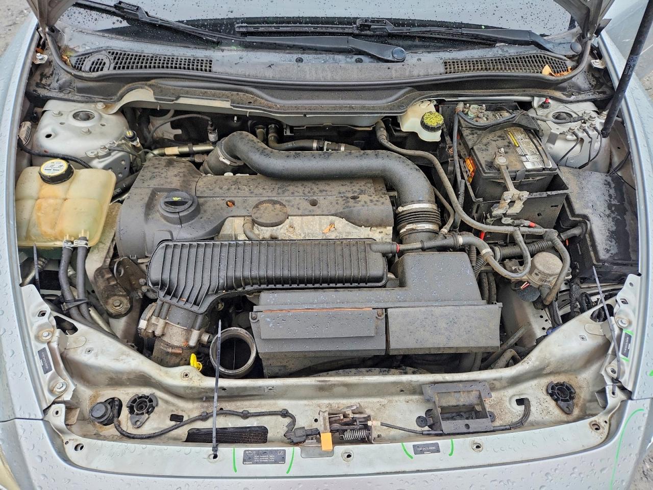 Volvo C70 T5