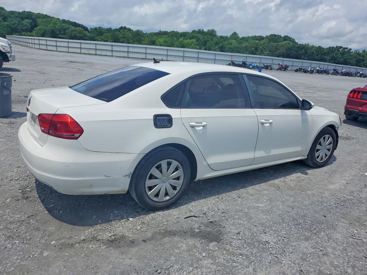Volkswagen Passat S