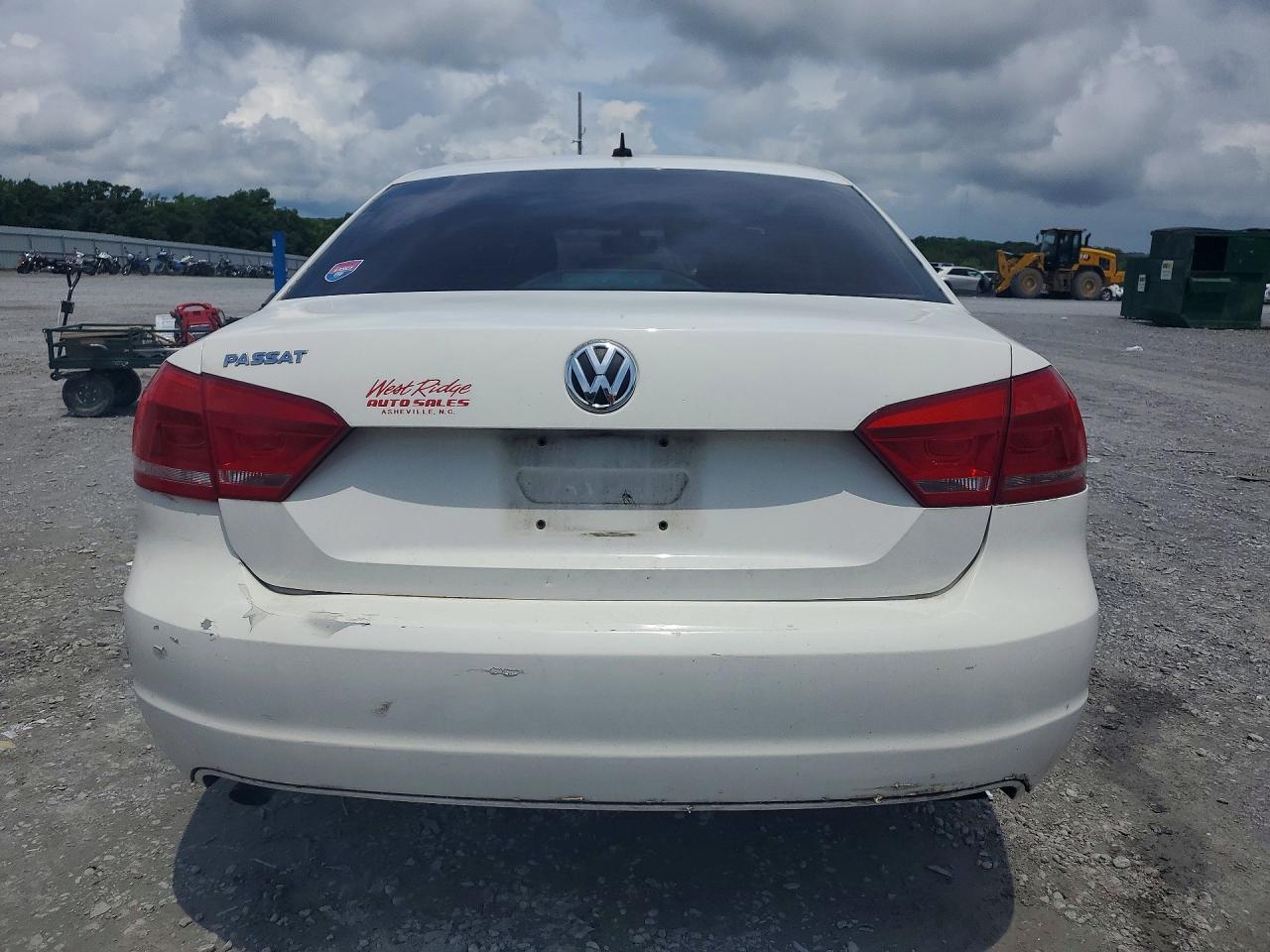 Volkswagen Passat S