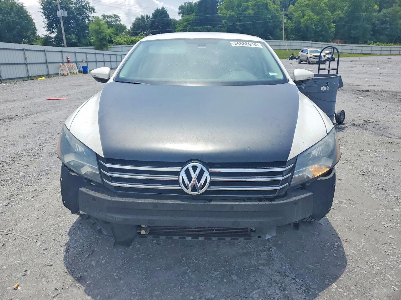 Volkswagen Passat S