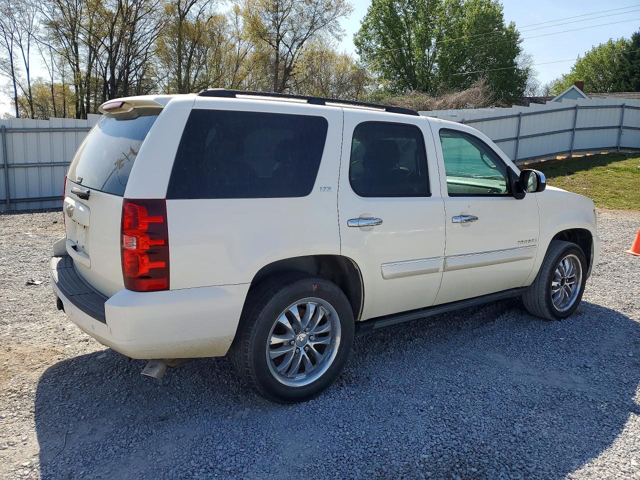 Chevrolet Tahoe C1500
