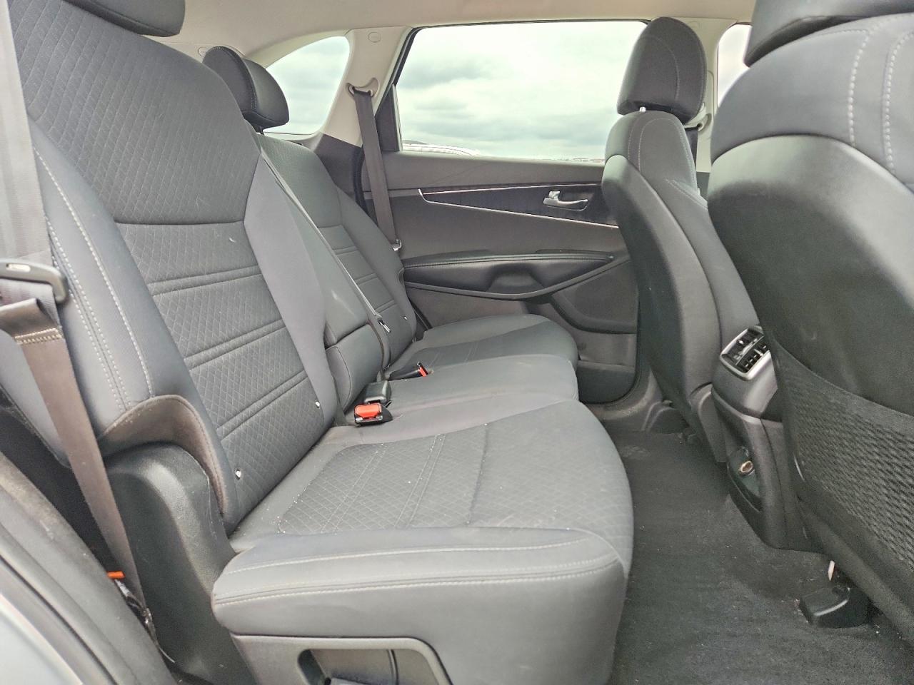 Kia Sorento L
