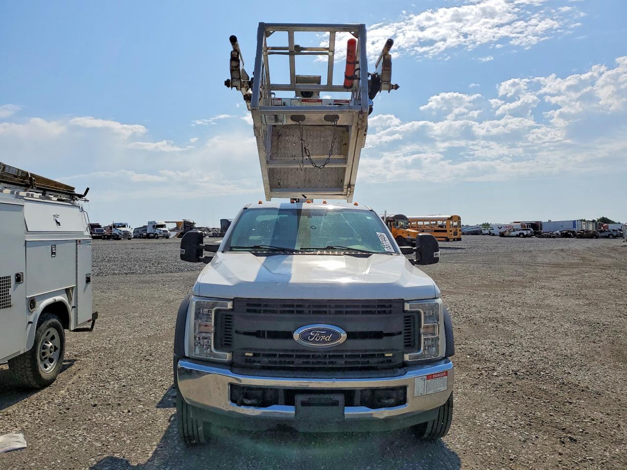 Ford F-550 Super Duty