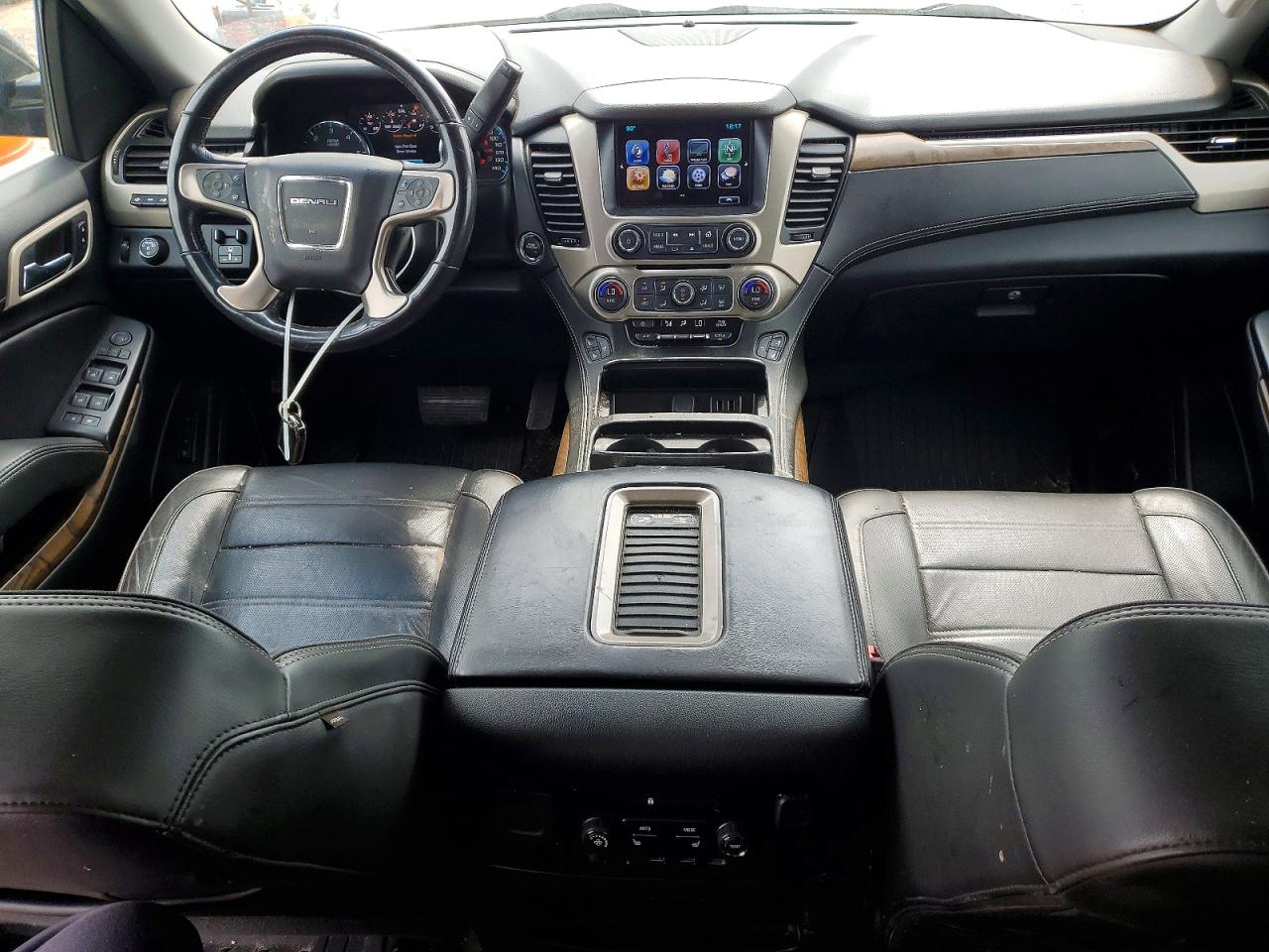 GMC Yukon Denali