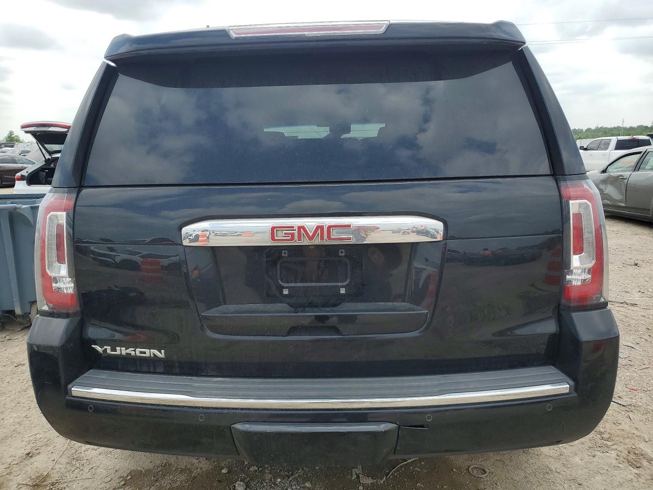 GMC Yukon Denali