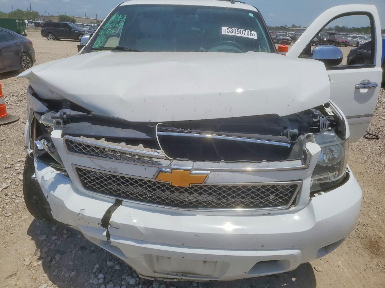 Chevrolet Suburban C1500 Ltz