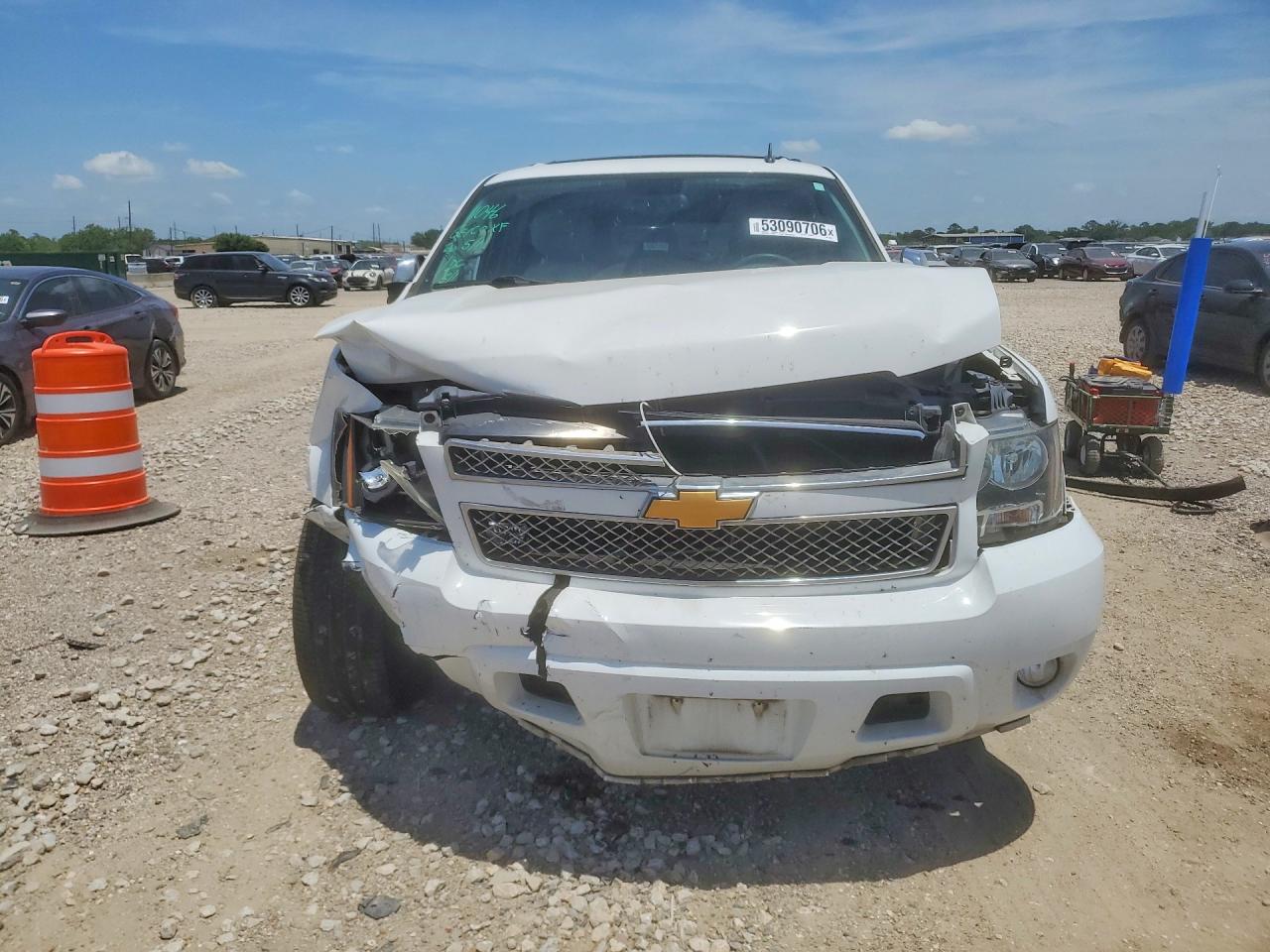 Chevrolet Suburban C1500 Ltz
