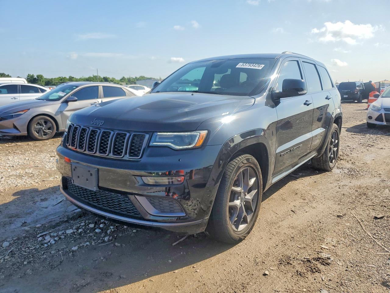 Salvage Jeep Grand Cherokee Image