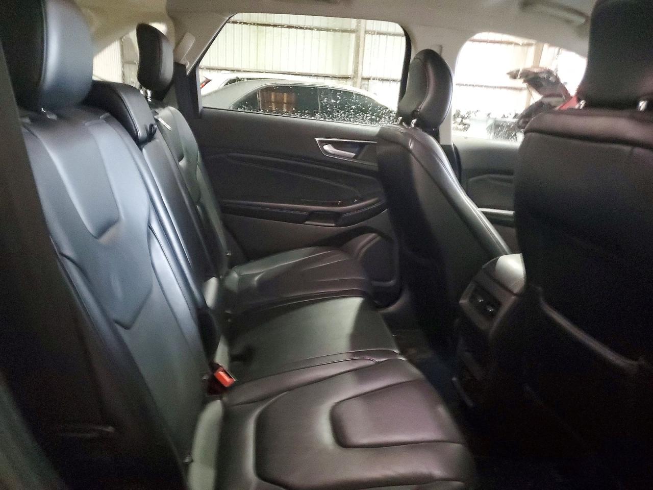 Ford Edge Titanium