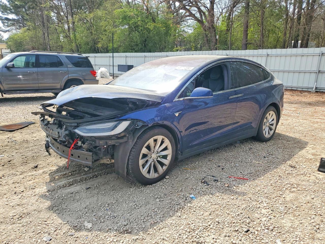 Salvage Tesla Model X Image