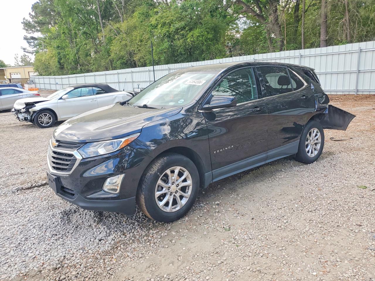 Salvage Chevrolet Equinox Image