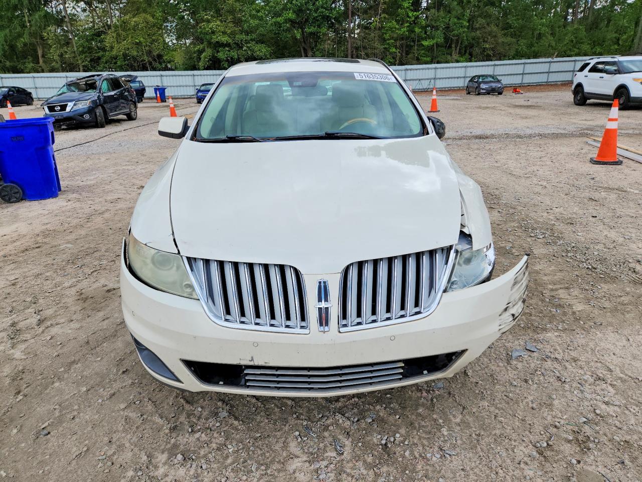 Lincoln MKS