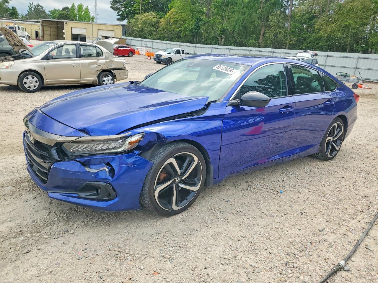 Salvage Honda Accord Image