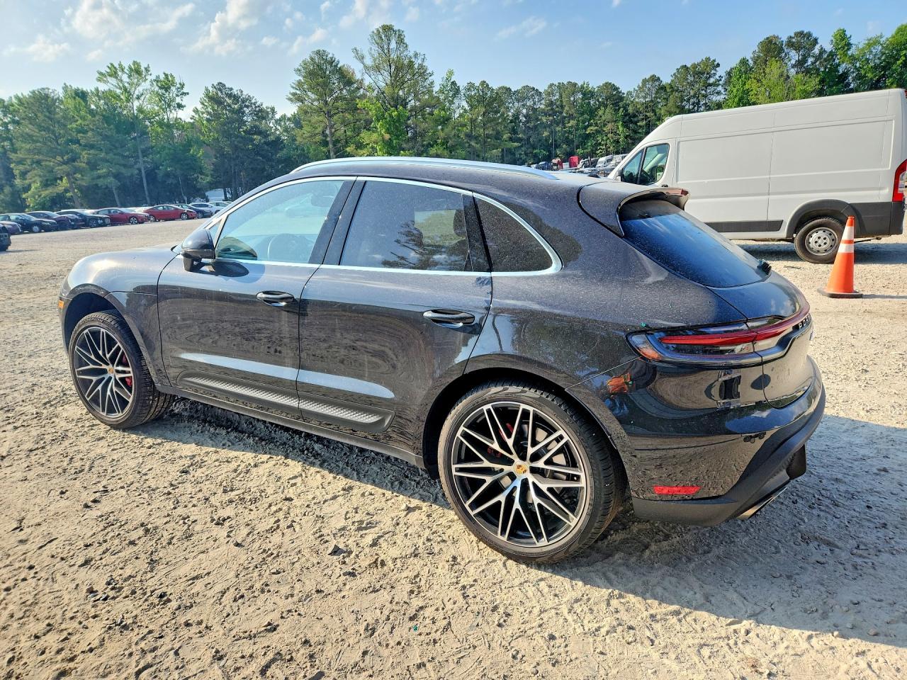 Porsche Macan S