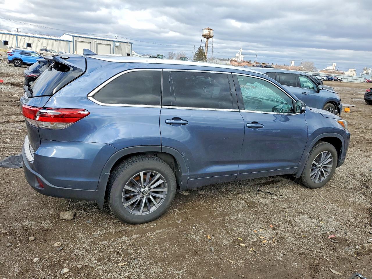 Toyota Highlander Xle