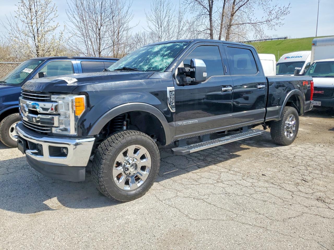 Salvage Ford F-350 Image
