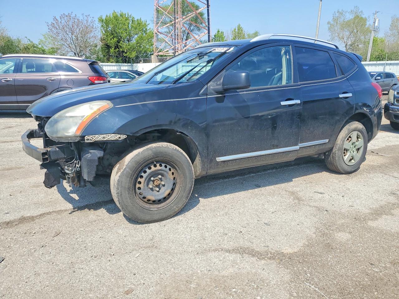 Salvage Nissan Rogue Image