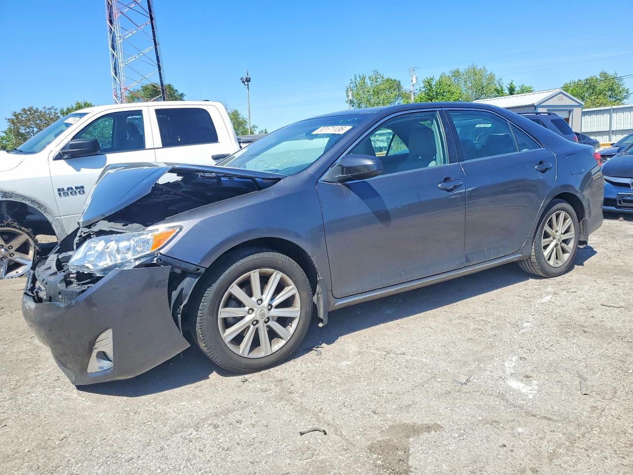 Salvage Toyota Camry Image