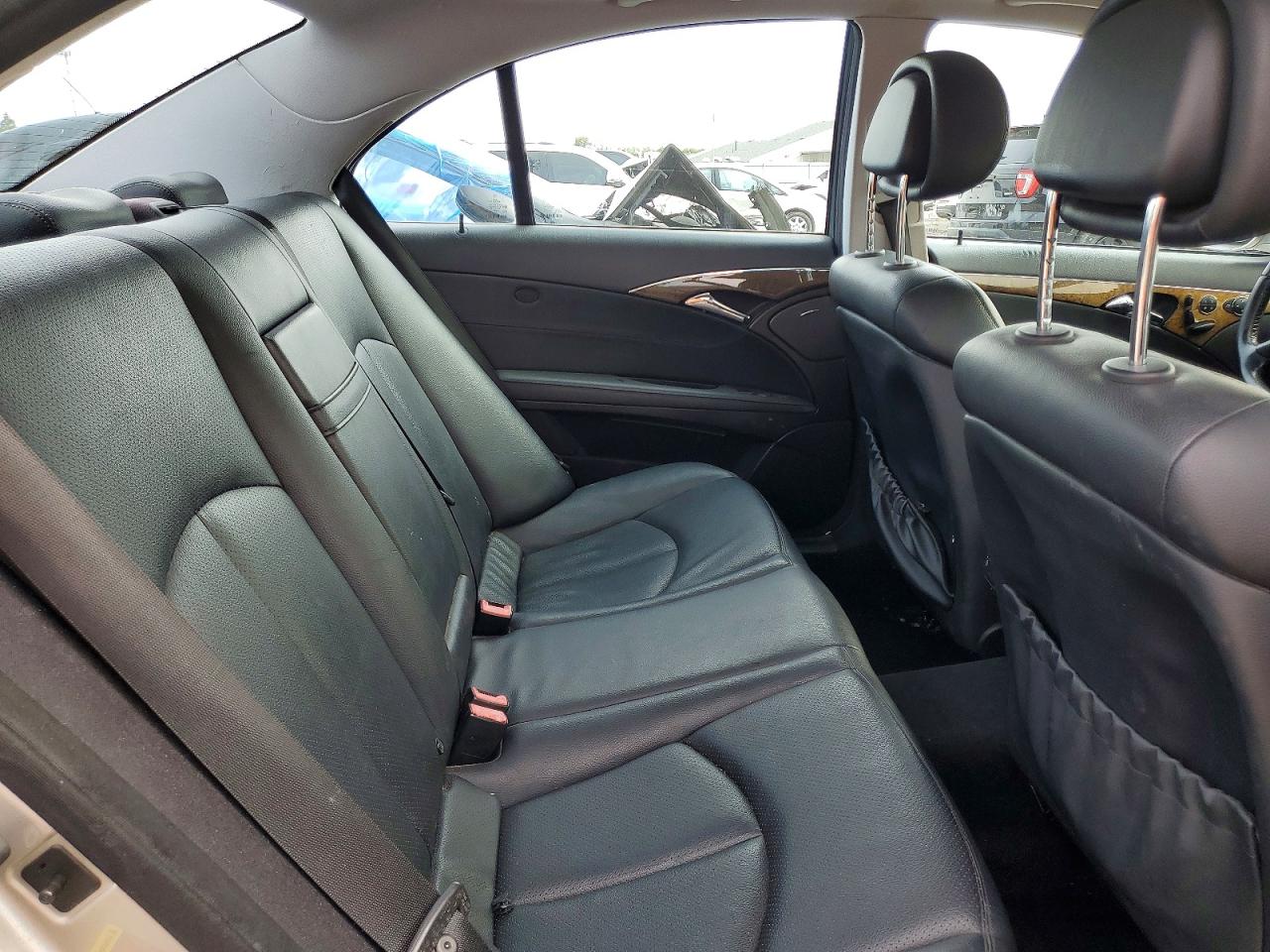 Mercedes-Benz E-Class 350 4matic