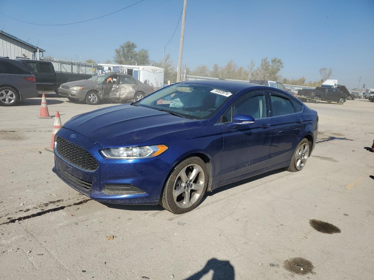 Salvage Ford Fusion Image