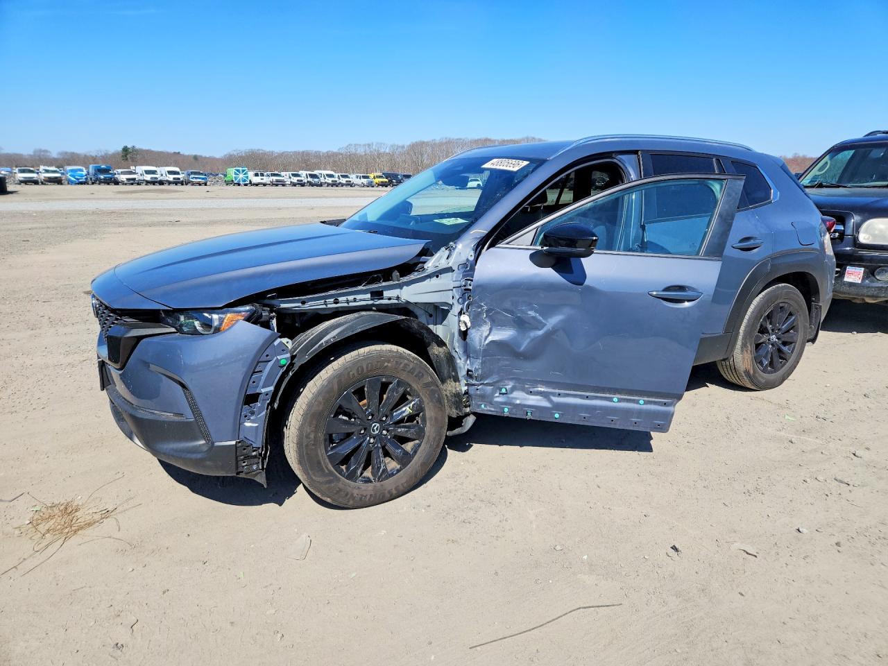 Salvage Mazda Cx Image