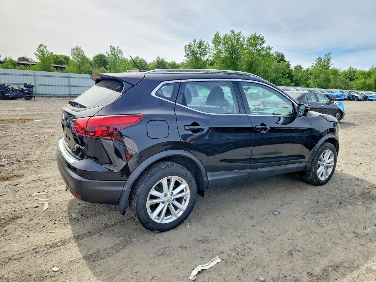 Nissan Rogue Sv