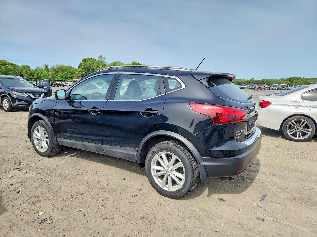 Nissan Rogue Sv