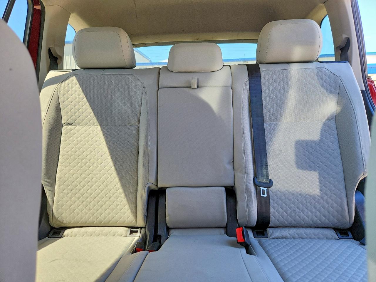 Volkswagen Tiguan S