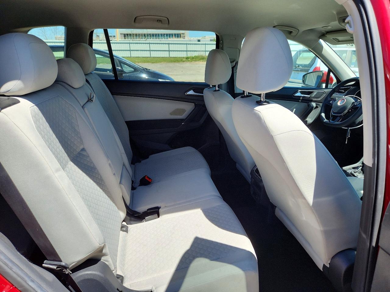 Volkswagen Tiguan S