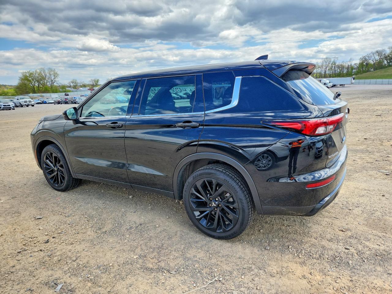 Mitsubishi Outlander Se