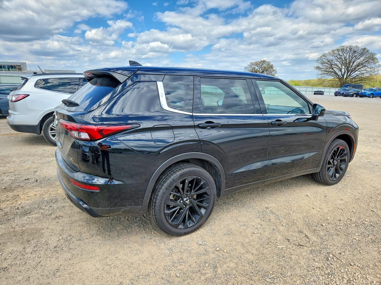 Mitsubishi Outlander Se