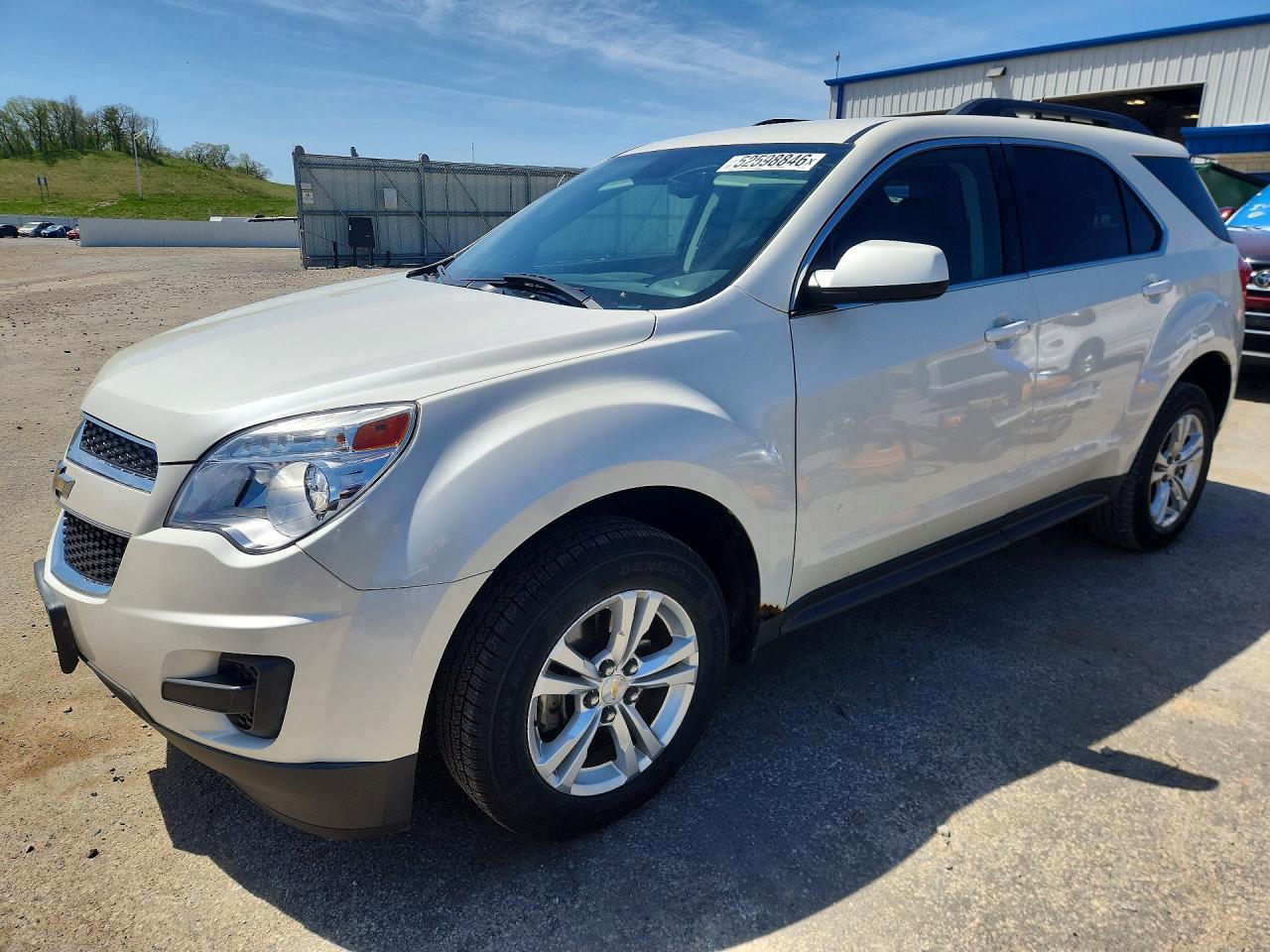Salvage Chevrolet Equinox Image