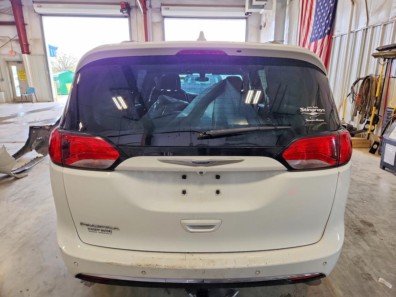 Chrysler Pacifica Touring L