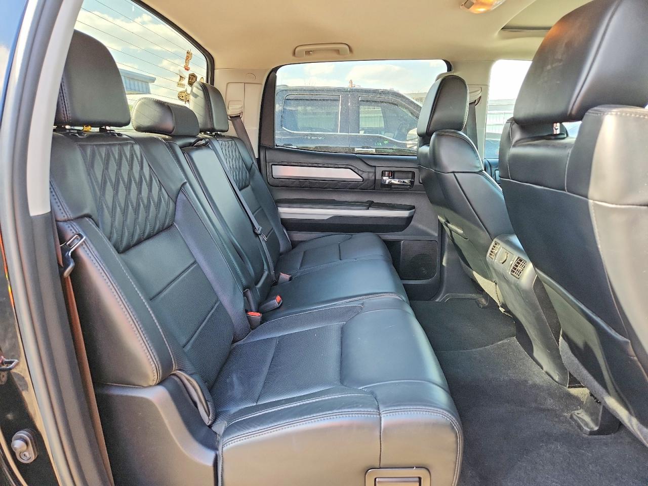 Toyota Tundra Platinum