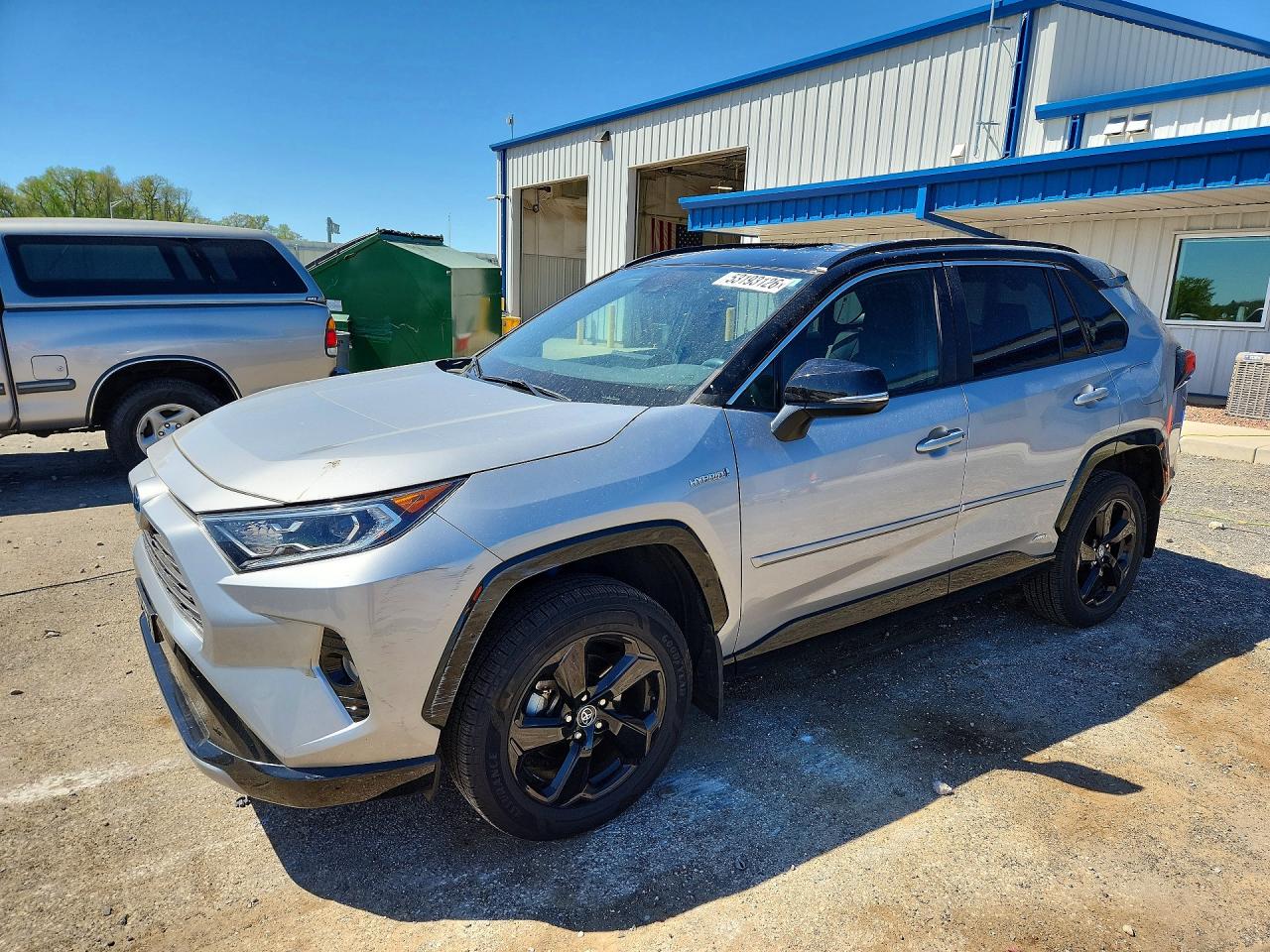 Salvage Toyota RAV4 Image