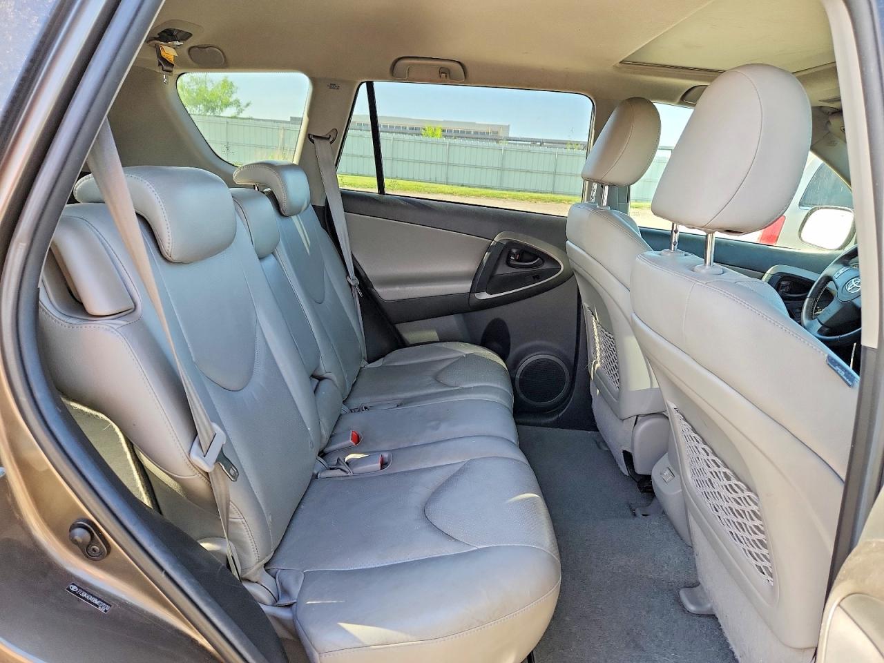 Toyota RAV4 Limited