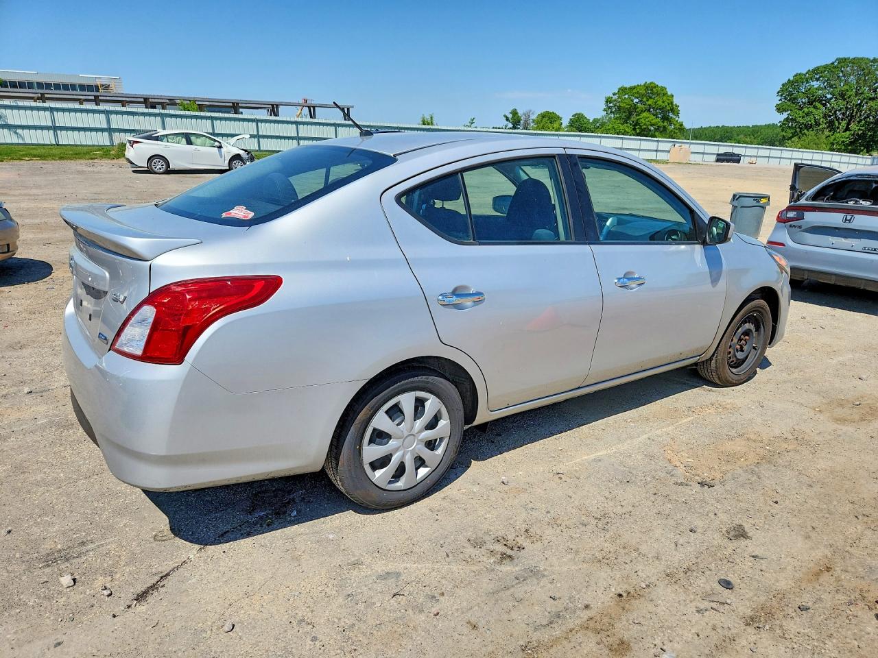 Nissan Versa 1.6 Sv