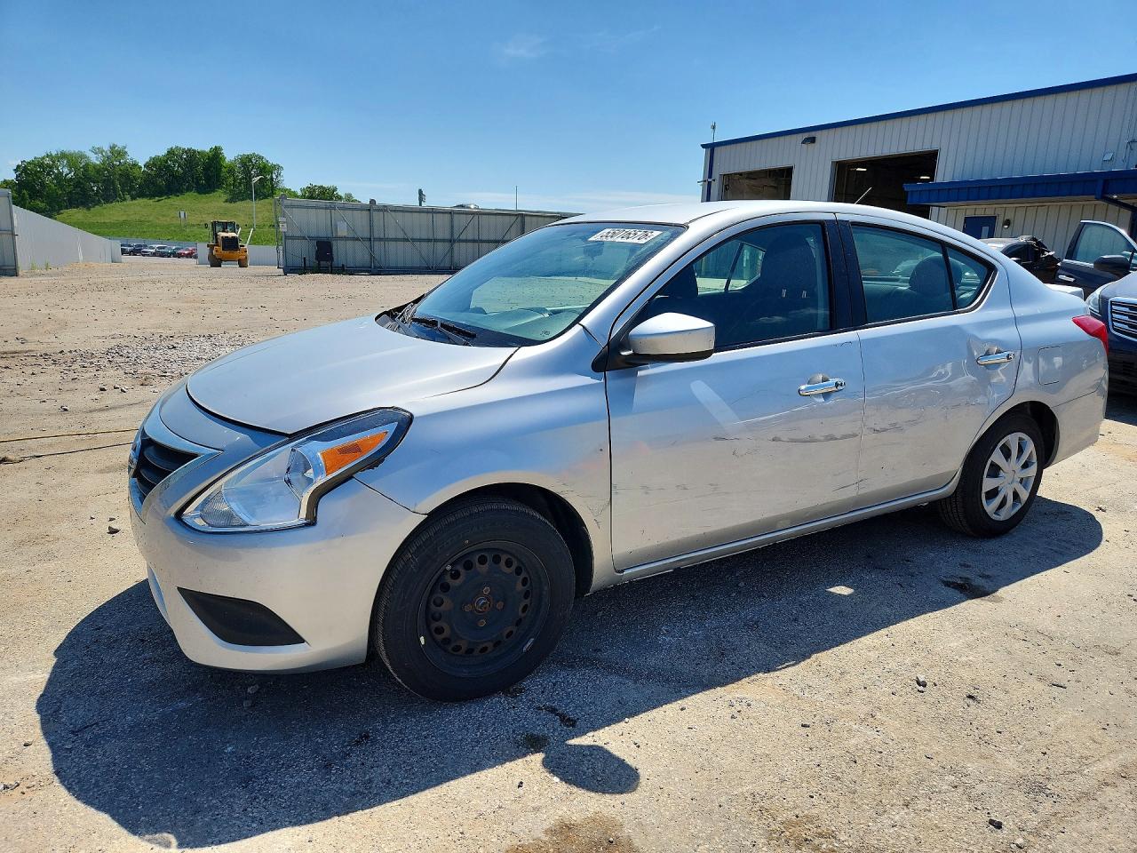 Salvage Nissan Versa Image