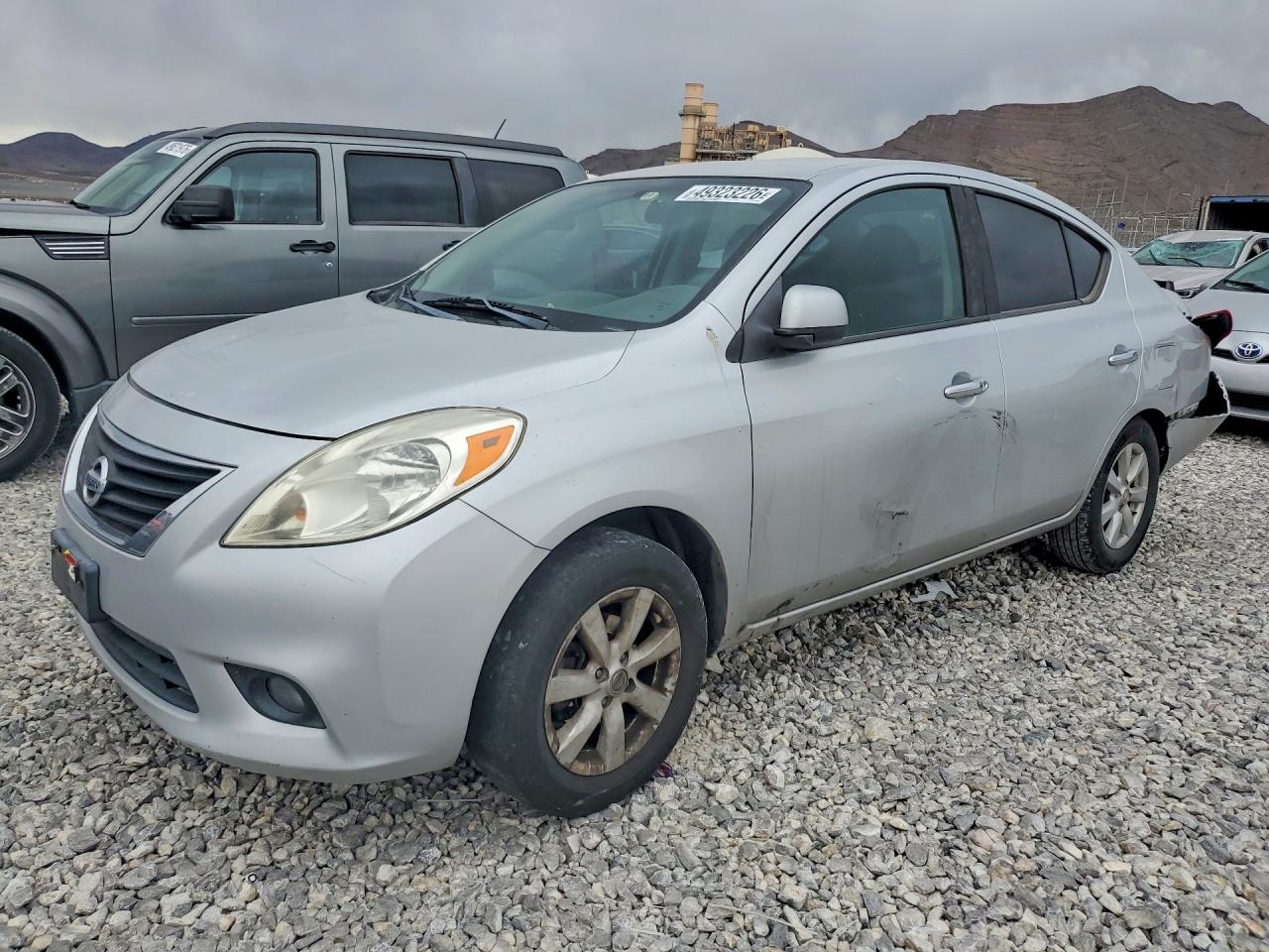Salvage Nissan Versa Image