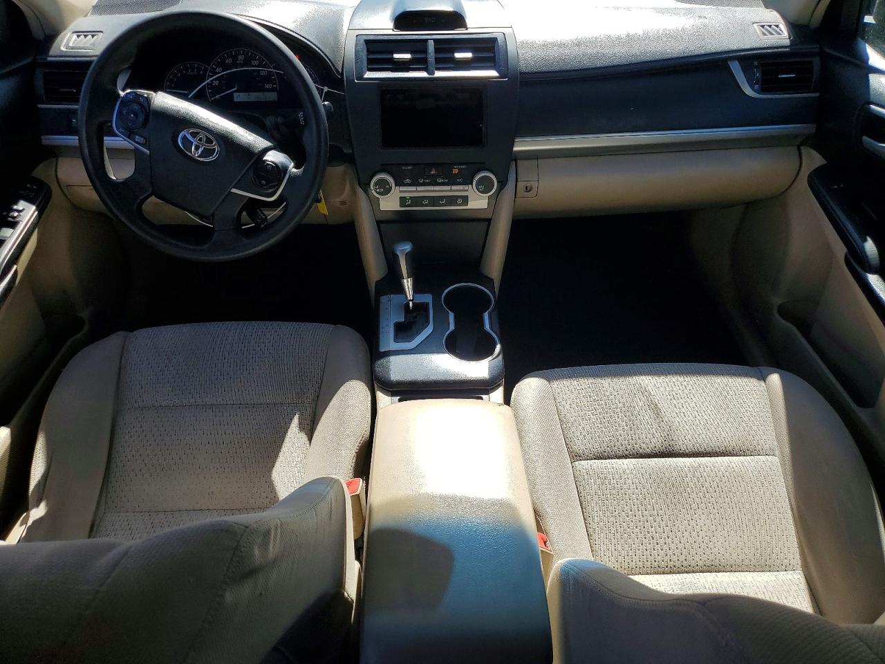 Toyota Camry L