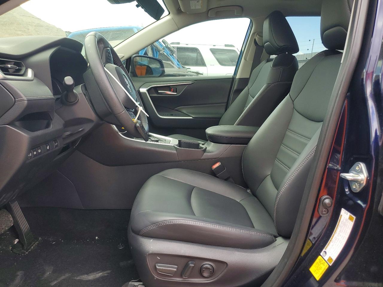 Toyota RAV4 Xle Premium