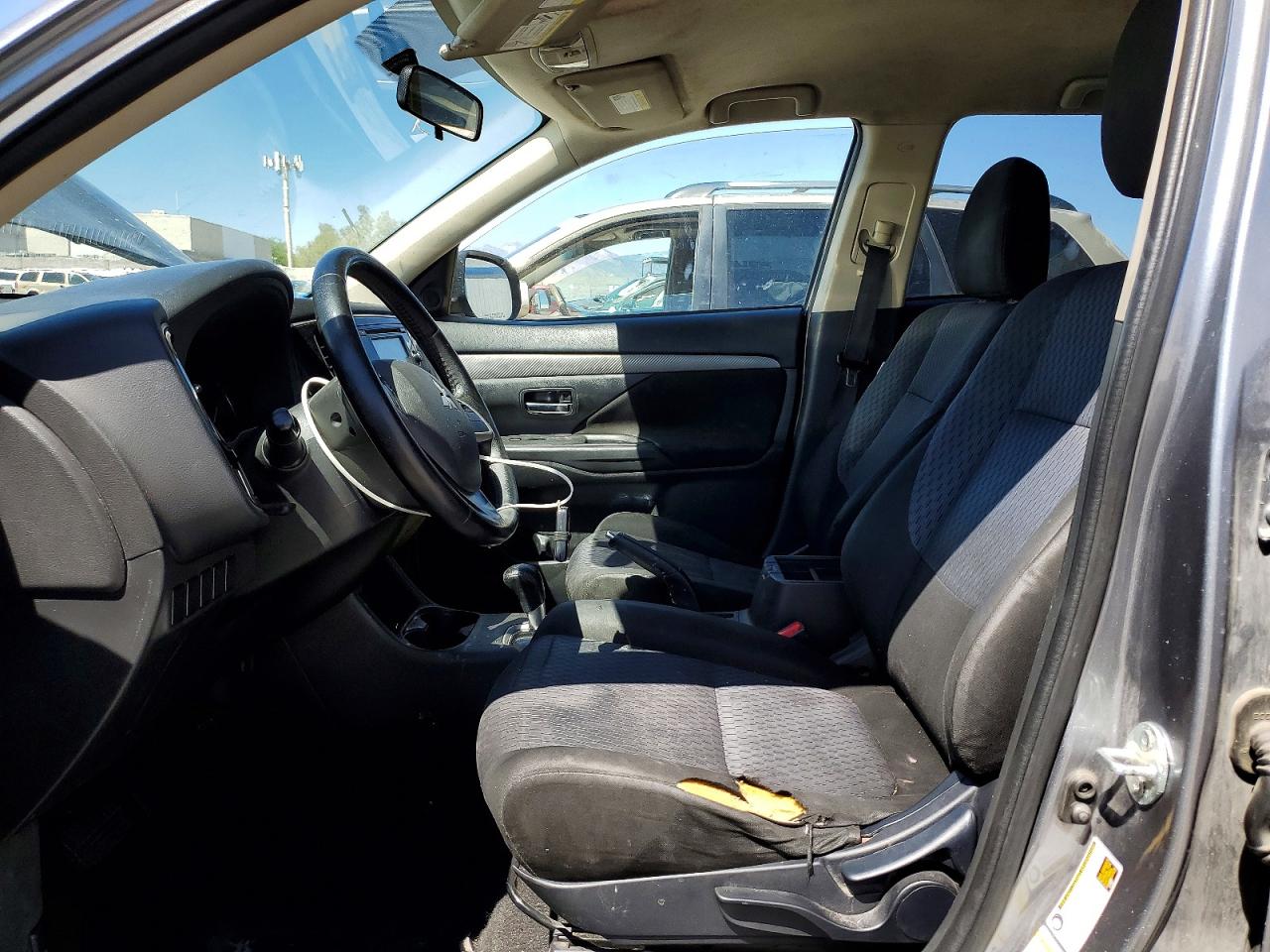 Mitsubishi Outlander Se