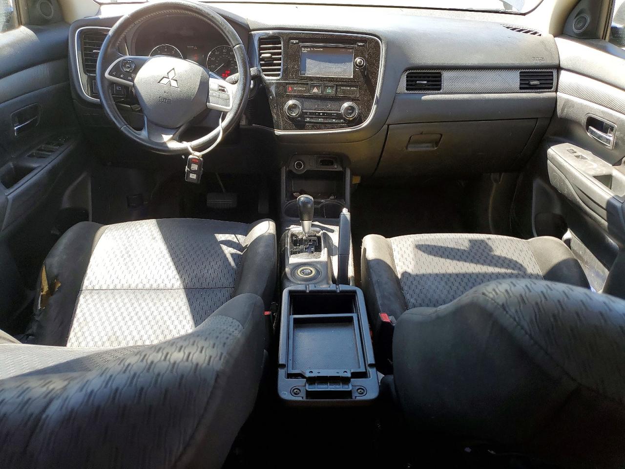 Mitsubishi Outlander Se