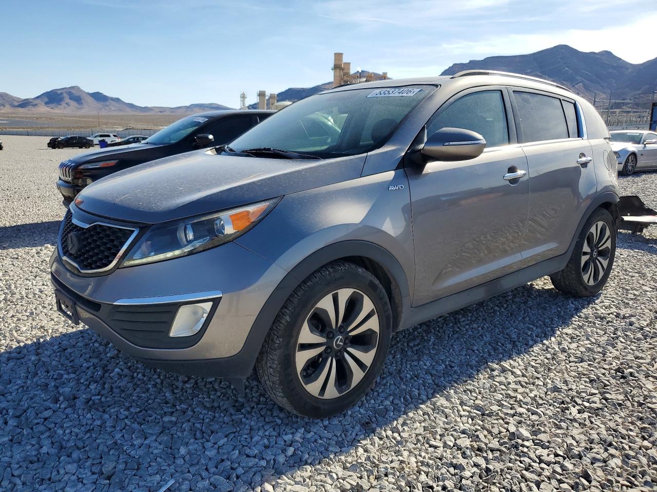 Salvage Kia Sportage Image
